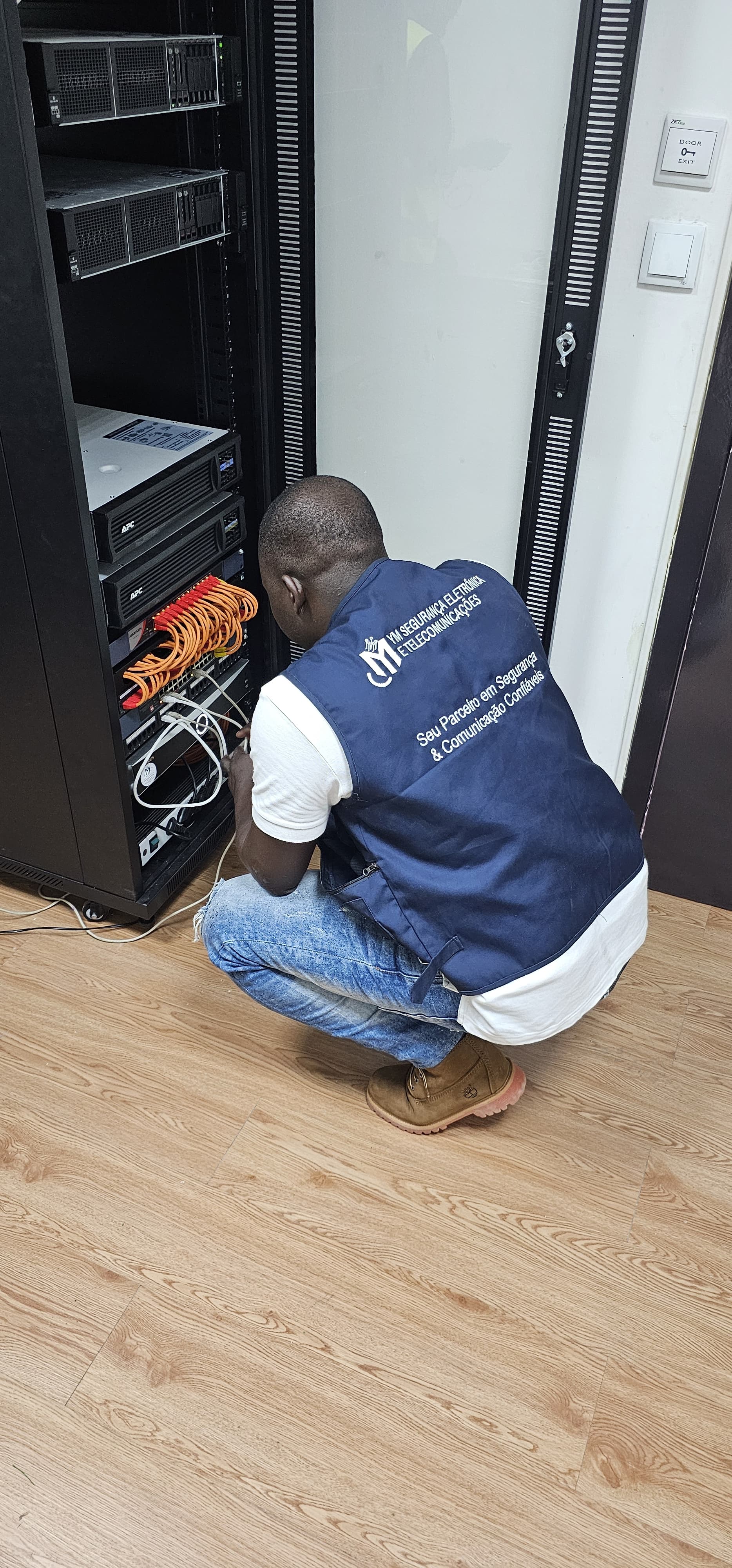 Implementação de infraestrutura  de cctv Lotaria Nacional